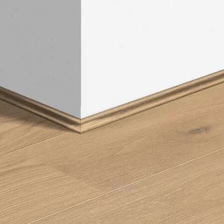 CONTRE PLINTHE PARQUET